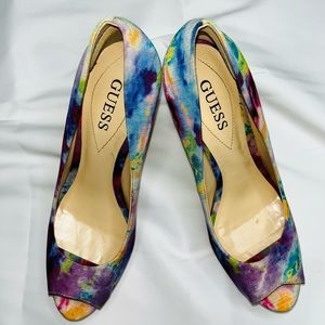 Guess Pumps (High Heels)